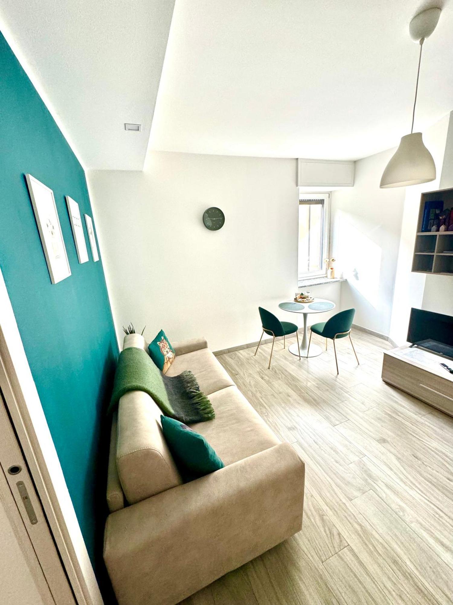 Time To Escape 2 Apartment Tirano Ngoại thất bức ảnh